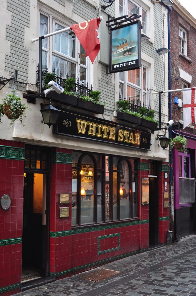 The White Star Pub